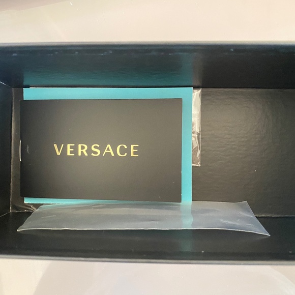 Versace Sunglasses - Picture 9 of 11